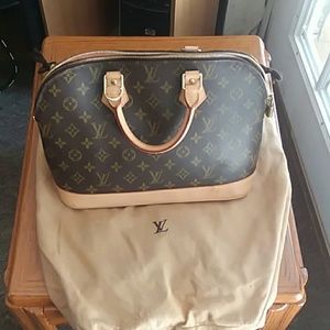 Louis Vuitton Hand Bag